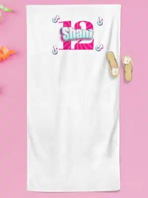 מגבת ממותגת דגם נערת הטיקי