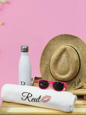 חבילת קאפקייק- בקבוק טרמי, מגבת, כובע פנמה, משקפיים